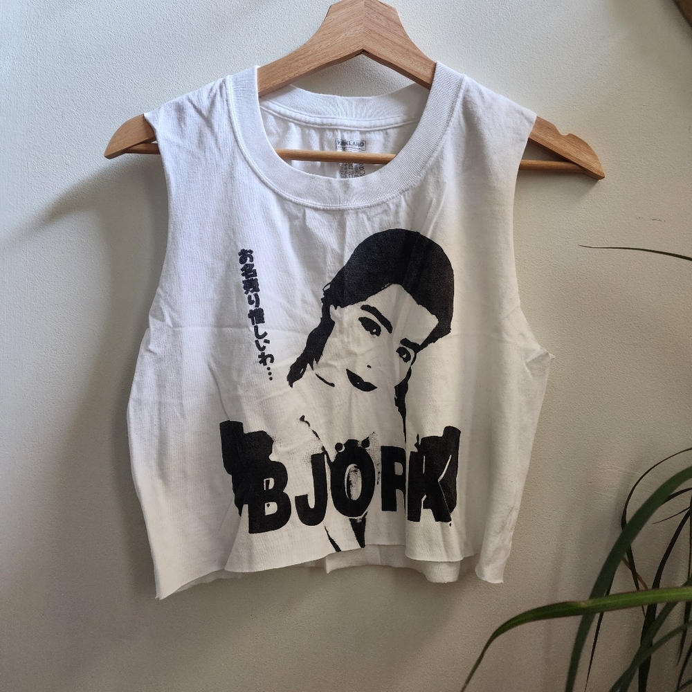 White and Black Graphic Crop Top